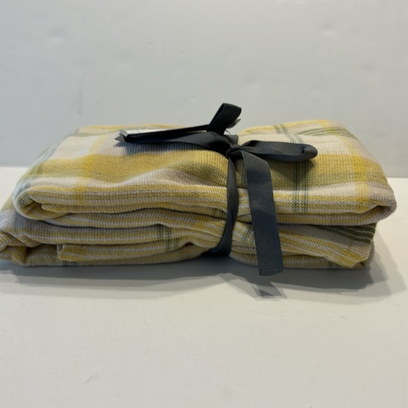 Threshold Terry Plaid Hand Towel Set of 2 - Picture 10 of 11